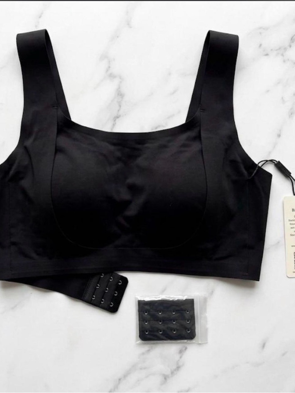 Seamless Black Wireless Bralette – Comfort Crop Top